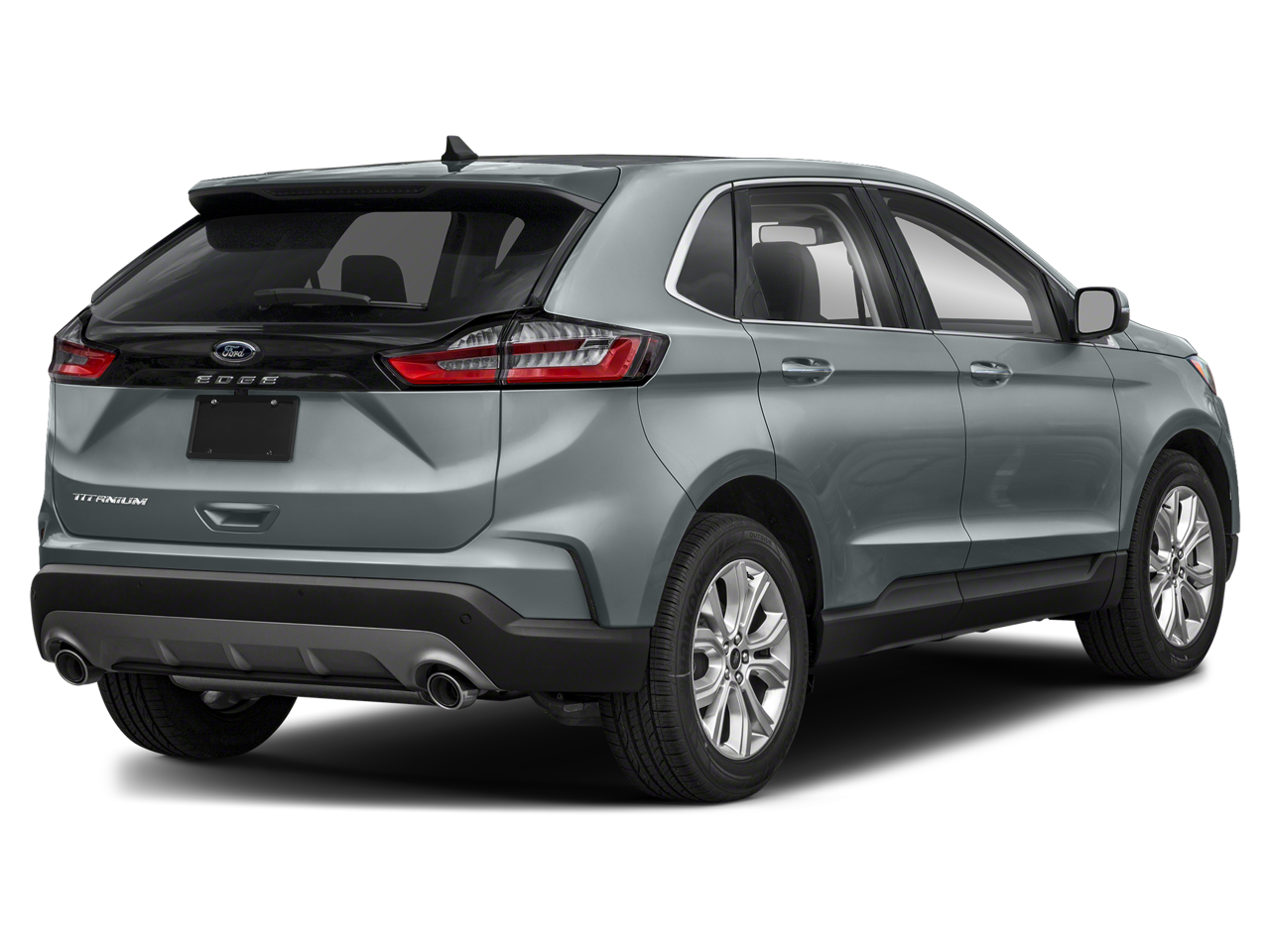 2022 Ford Edge Titanium photo 2