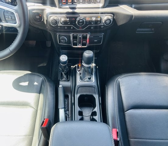 2023 Jeep Gladiator Overland