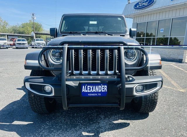 2023 Jeep Gladiator Overland