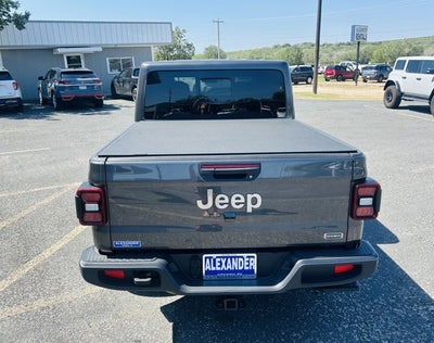 2023 Jeep Gladiator Overland