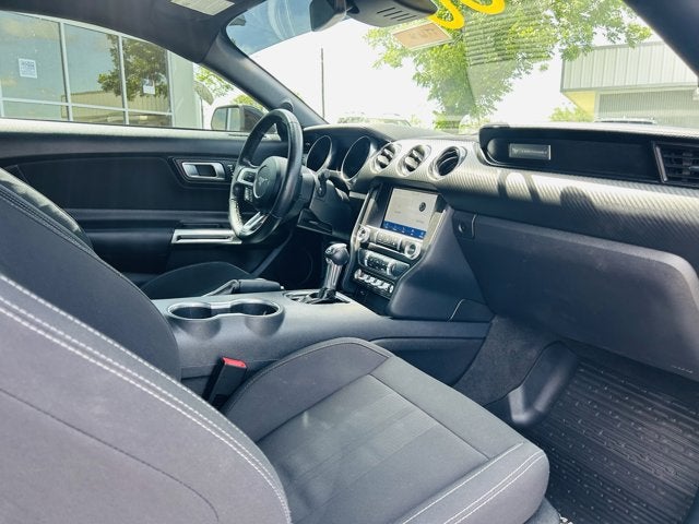 2022 Ford Mustang EcoBoost