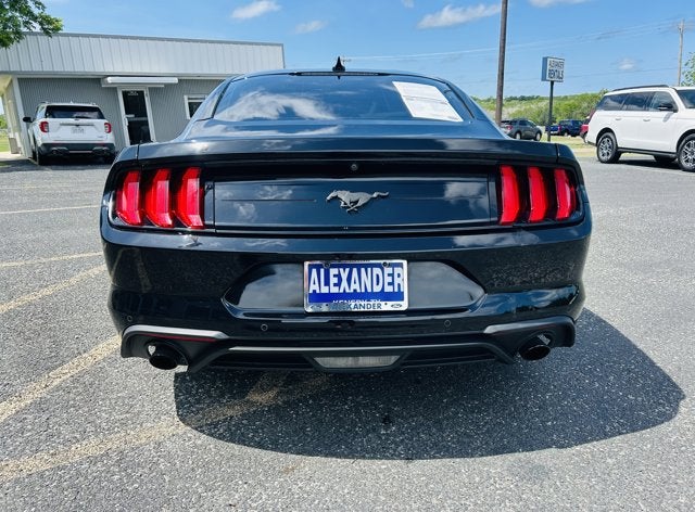 2022 Ford Mustang EcoBoost