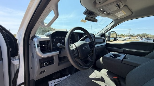 2025 Ford Super Duty F-350 DRW XLT