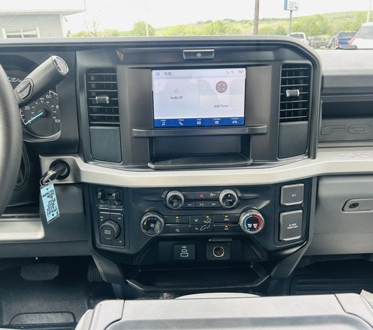 2026 Ford Super Duty F-350 DRW XL