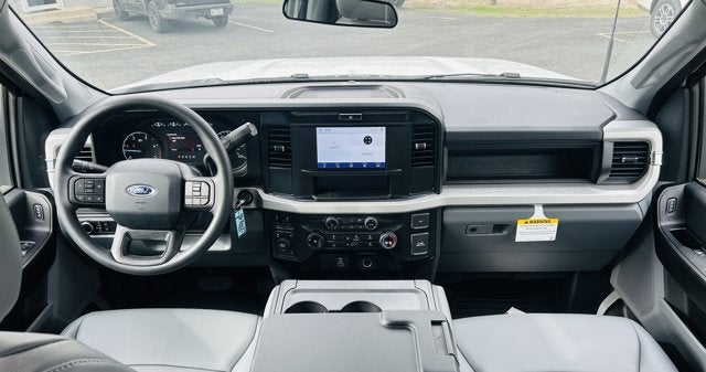 2026 Ford Super Duty F-350 DRW XL