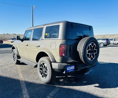 2025 Ford Bronco Outer Banks