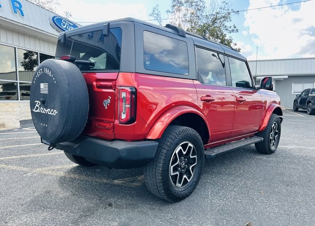 2024 Ford Bronco Outer Banks