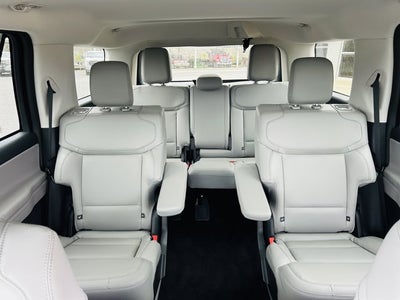 2026 Ford Expedition Active