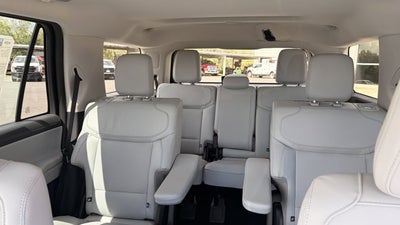 2027 Ford Expedition Platinum