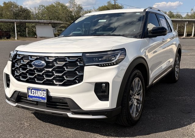 2025 Ford Explorer Platinum
