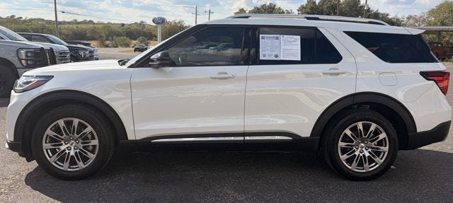 2025 Ford Explorer Platinum
