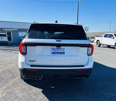 2026 Ford Explorer ST-Line