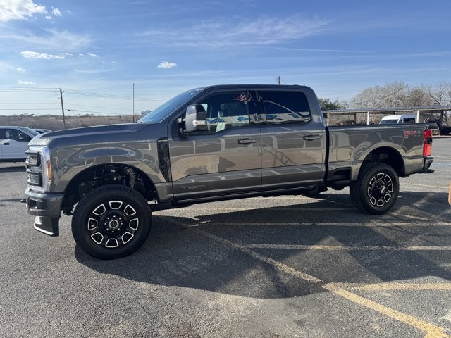 2026 Ford Super Duty F-250 SRW Platinum