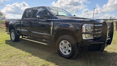 2027 Ford Super Duty F-250 SRW XLT