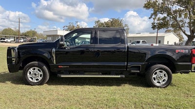2027 Ford Super Duty F-250 SRW XLT