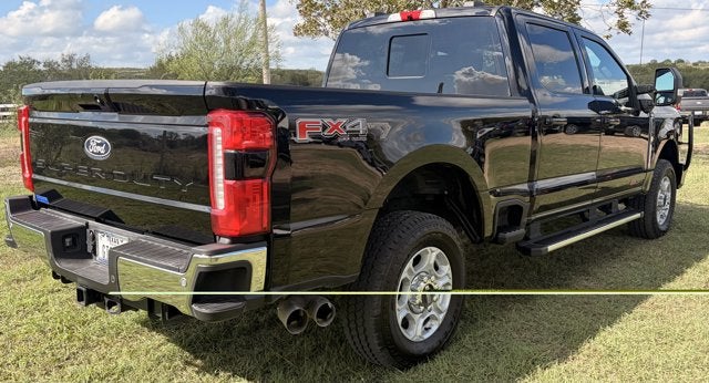 2027 Ford Super Duty F-250 SRW XLT