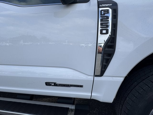 2025 Ford Super Duty F-250 SRW LARIAT