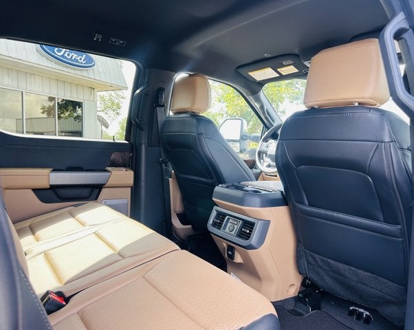 2026 Ford Super Duty F-250 SRW LARIAT