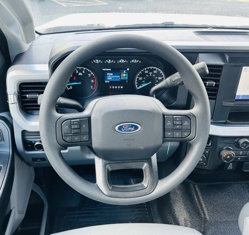 2026 Ford Super Duty F-350 SRW XL