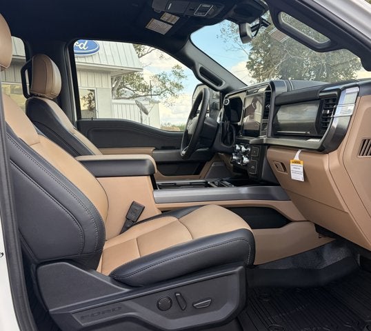 2027 Ford Super Duty F-350 SRW LARIAT