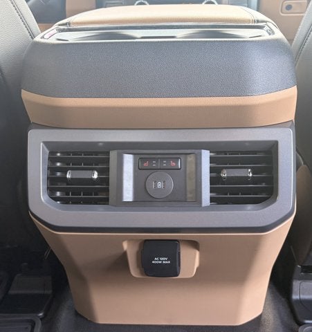 2027 Ford Super Duty F-350 SRW LARIAT