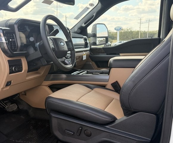 2027 Ford Super Duty F-350 SRW LARIAT