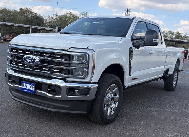 2027 Ford Super Duty F-350 SRW LARIAT