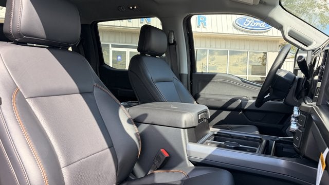 2027 Ford Super Duty F-350 SRW LARIAT