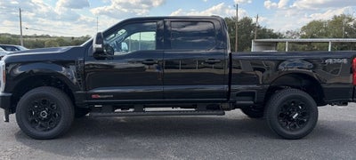 2027 Ford Super Duty F-350 SRW LARIAT