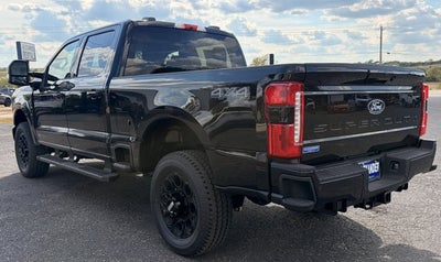2027 Ford Super Duty F-350 SRW LARIAT
