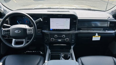 2026 Ford Super Duty F-350 SRW LARIAT