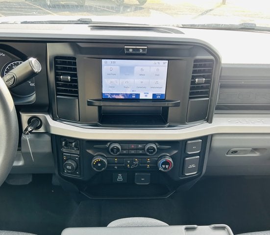 2026 Ford Super Duty F-350 SRW XL