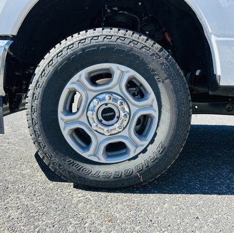 2026 Ford Super Duty F-350 SRW XLT