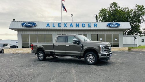 2026 Ford Super Duty F-350 SRW LARIAT