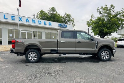 2026 Ford Super Duty F-350 SRW LARIAT
