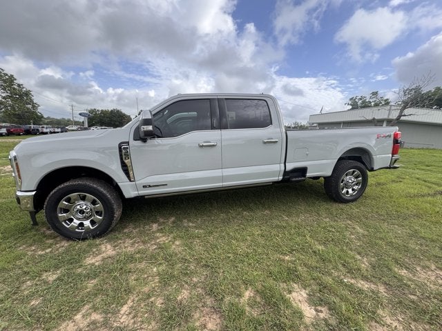 2026 Ford Super Duty F-350 SRW F-350® Lariat®