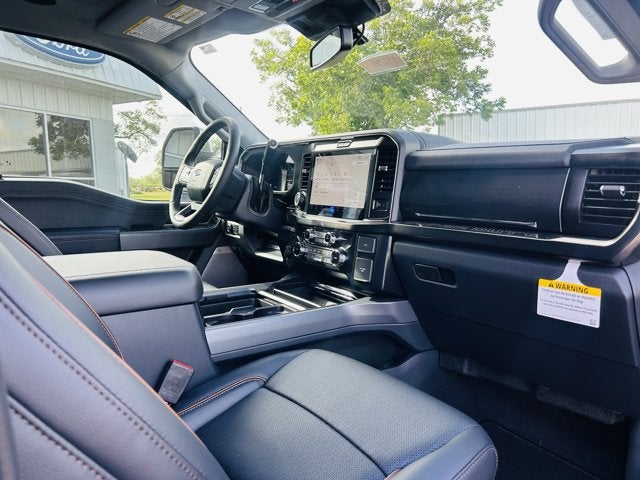 2026 Ford Super Duty F-350 SRW LARIAT