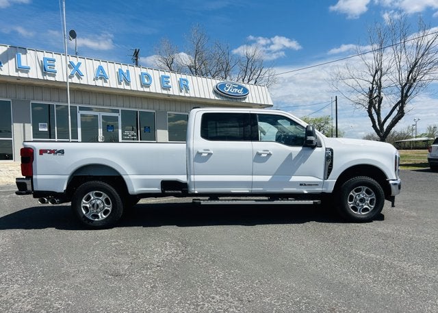 2026 Ford Super Duty F-350 SRW XLT