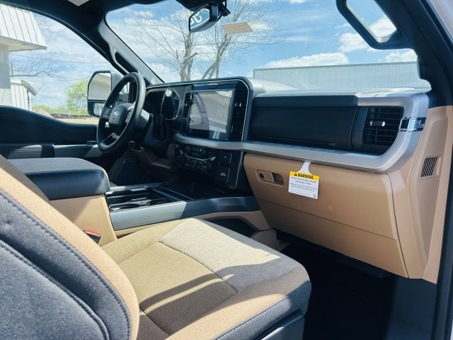 2026 Ford Super Duty F-350 SRW XLT