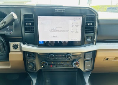 2026 Ford Super Duty F-350 SRW XLT