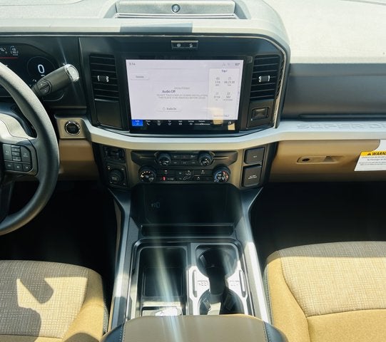 2026 Ford Super Duty F-350 SRW XLT