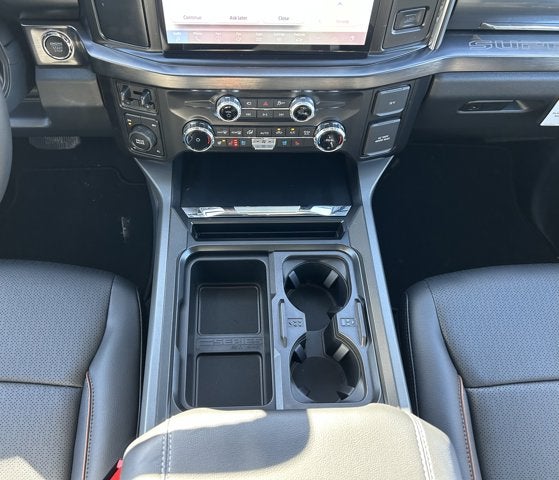 2026 Ford Super Duty F-350 SRW LARIAT