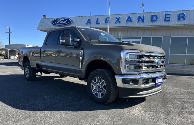 2026 Ford Super Duty F-350 SRW LARIAT