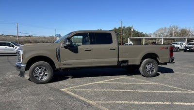 2026 Ford Super Duty F-350 SRW LARIAT