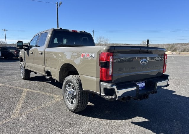 2026 Ford Super Duty F-350 SRW LARIAT