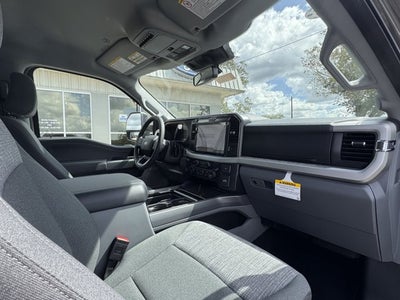2027 Ford Super Duty F-350 DRW F-350® XLT