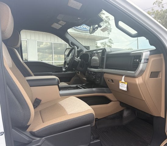 2026 Ford Super Duty F-350 DRW XLT