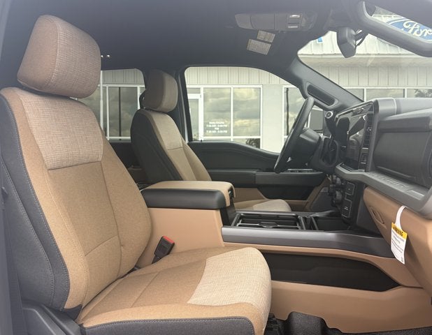 2026 Ford Super Duty F-350 DRW XLT