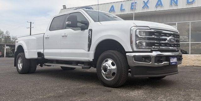 2026 Ford Super Duty F-350 DRW XLT