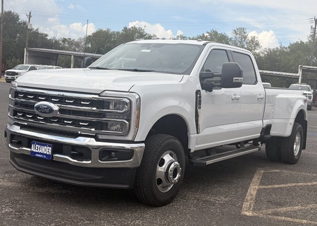 2026 Ford Super Duty F-350 DRW XLT